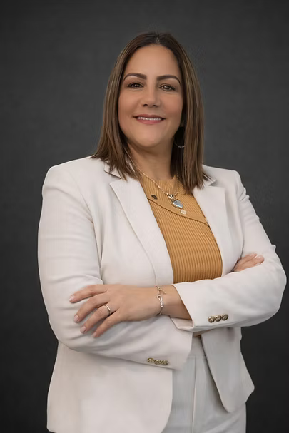 Ydalys Filgueira, licensed insurance agent